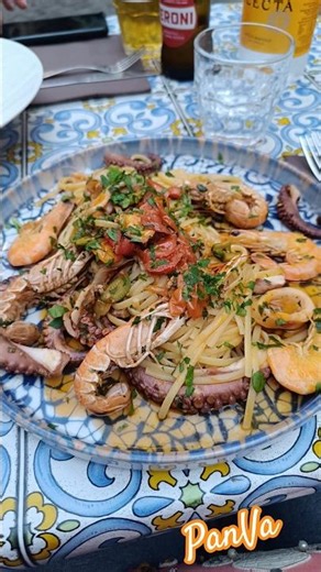 Napoli - food & drink - pizza, Limoncello spritz, Cannoli, Lemonade, Sfogliatella, Baba, Tiramisu