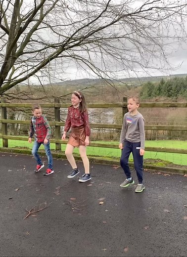 Gerard Butler Dance on Reels