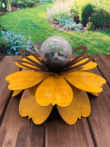 Solar Flower, Outdoor Solar Light, Metal Flower, Solar Light for Garden, Outdoor Centerpiece, Outdoor Party Centerpiece, Gift for Mom - Etsy
