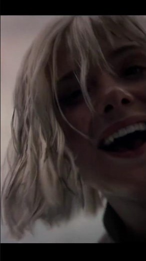 Thia Saves Dek from Genna Vulture Attack! #predatorbadlands #thepredator #movie