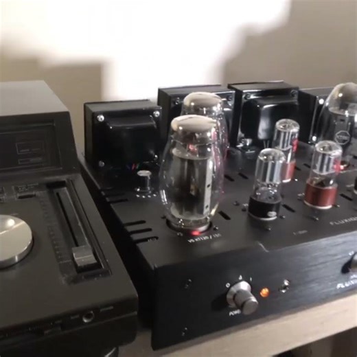 top loading CDP & tube amplifier, panasonic SL1200 FLUXION F-2500 KT88 #audioamplifier