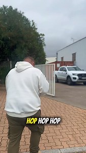 22K views · 1.8K reactions | On attaque la Black Road avec le kit de conversion E85 eFlexMoto Plus !  Le boss ne voulait pas de Black Friday… alors on fait la Black Road. Et pour la première étape : ➡️ Le kit de conversion E85 eFlexMoto Plus est en promo, pour rouler plus malin et faire des économies à chaque plein. Que la course commence  | THORN BIKES | Facebook