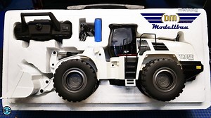 *WERBUNG* Cooperation with DM Modellbau Neuenkirchen Vörden NEW Huina 1583 V3 WHITE WHEEL LOADER from Amewi Trade e.K. - UNBOXING - RCWheelloader | Bikonkav