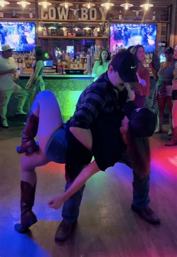 FREE Country Line Dance Lessons in Atlanta
