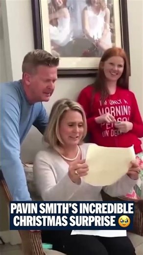 Pavin Smith used his signing bonus to pay off his family’s house on Christmas morning 🫶