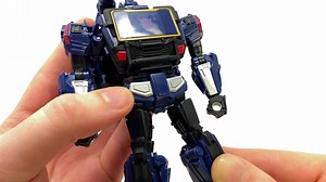#Review Transformers #Reactivate Deluxe Class #Soundwave by Prime vs Prime #FansDeTransformers #Transformers | Fans de Transformers | Facebook