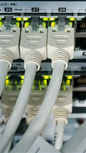 Apprends à installer, configurer et sécuriser des réseaux professionnels grâce à notre formation e-learning en administration réseau informatique. Tu veux débuter en réseau et viser une certification internationale Cisco ? Notre formation pratique en e-learning te donne les bases, l'expérience avec des TP et une attestation Cisco en fin de parcours. | Elikia Group