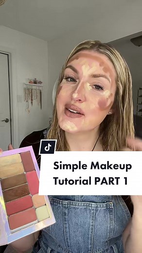 Simple Makeup Tutorial: Easy & Quick Routine for Beginners