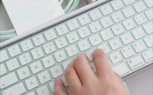 苹果iMac拆箱，真是惊艳！