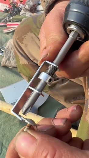 Spring-loaded locating bits #High-performance and practical