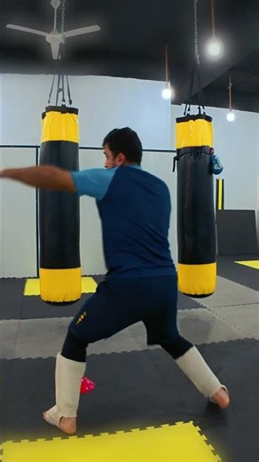 How to Punch Like a Pro The Ultimate Reflex Challenge! | Kickboxing, MMA Training #Shorts