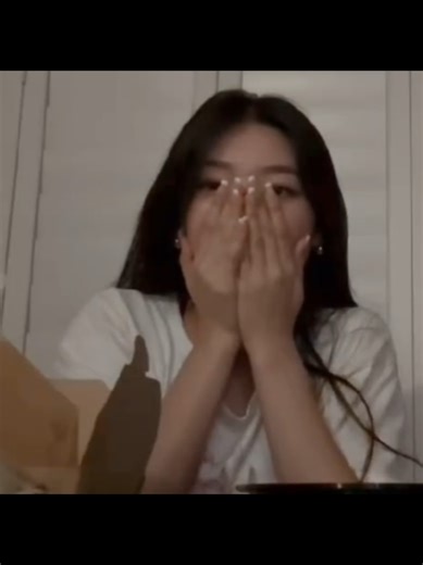 Where Have You Been All My Life? Yoonchae's Reaction