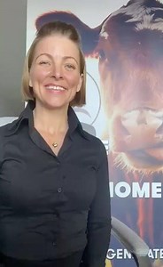 At TTCCH, we are founded on solving problems, and that's why we are now halter training all of our calves prior to adoption. A cow that has been halter trained is much easier to manage than a cow that hasn't. Being able to put your cow on a halter can make a number of things easier, as outlined by our Founder & CEO Donna Wild in this video. Our foster carers lovingly train all of our calves to walk on a halter right up until adoption day, however we recommend that you continue to train your calf