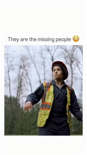 Cinephile Nuggets on Instagram: "Follow @cinephilenuggets for more! They are the ones who went missing. “Debris” is a 2021 sci-fi thriller TV series that follows CIA agent Bryan Beneventi and MI6 agent Finola Jones as they investigate the mysterious effects of alien spacecraft fragments that have fallen to Earth. After a series of strange occurrences, including people vanishing without a trace, the agents work to understand the debris’s unpredictable and often dangerous properties, while trying