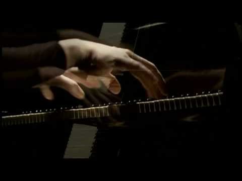 Liszt Grand Galop Chromatique . Valentina Lisitsa