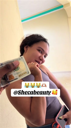 Pourboire en or😹😹😹🫶🏽@Sheca beauty @hugoflowers🦋🌹 #fyp #darsen #viral #haitiantiktok🇭🇹