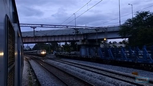 Erode WAP7 30449 with 17307 Mysuru - Bagalkot Basava Express skipping Rajanukunte. Onboard 66560 Anantapur - KSR Bengaluru MEMU | NKCS Rail Moments