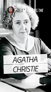 Agatha Christie 🖊 (1890-1976) fue una célebre escritora británica, reconocida como la «reina del misterio». Autora de más de 60 novelas y 14 colecciones de cuentos, sus personajes más icónicos, como Hercule Poirot y Miss Marple, han dejado una huella indeleble en la literatura policial. Christie es la novelista más vendida de todos los tiempos, y sus obras han sido traducidas a múltiples idiomas. Su talento para construir tramas ingeniosas y giros inesperados ha capturado la atención de generac
