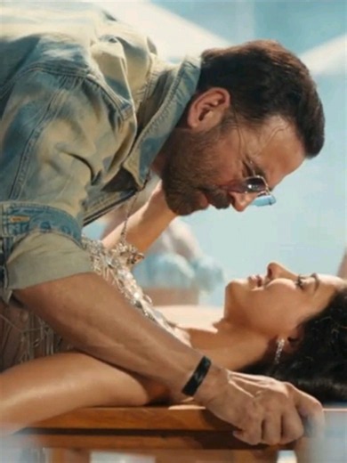 @desidharsh The only thing that stayed constant is the fact that Akshay is still romancing someone who is significantly younger than him after 19 years still 😭😂 #fyp #akshaykumar #katrinakaif #dishapatani #bollywood