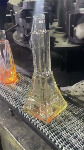 500ml glass bottle where shape speaks louder than words.