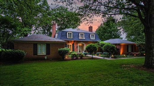 367 Country Club Drive NE, Warren, OH 44484