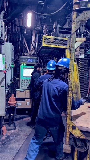 This National Mentoring Month, we're shining a light on the mentors at Waupaca Foundry who: Train apprentices hands-on Share decades of expertise Help young talent launch lifelong careers Because at Waupaca, we don't just make parts—we build people. Grateful for our mentors who turn raw potential into world-class strength. 💪 #NationalMentoringMonth #WaupacaFoundry #Apprenticeship #MentorshipMatters #MadeInUSA