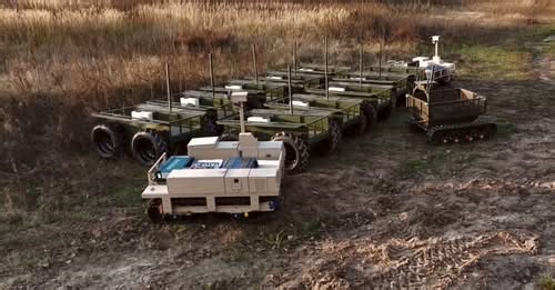 Un robot de luptă ucrainean a luat prizonieri soldați ruși fără să tragă niciun foc. Zelenski: „Viitorul este deja pe câmpul de luptă, iar Ucraina îl creează”