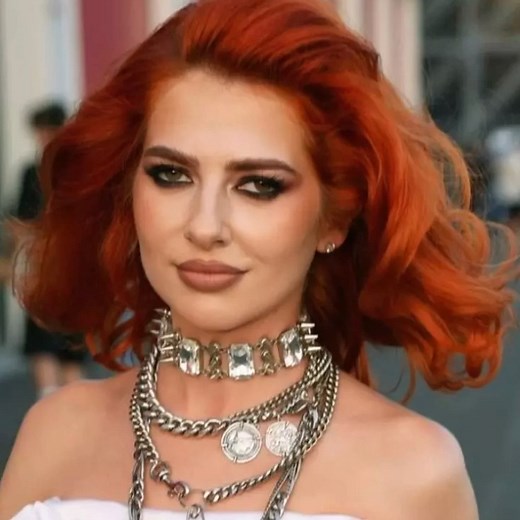 Lidia Buble are 32 de nepoți. Cântăreața provine dintr-o familie cu 11 frați | Yellow News