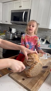 296K views · 10K reactions | We love making bread in our Cast Iron Dutch Oven Pot. Click the link in the comments if you would like to purchase one. | CookingwithSammy | Facebook