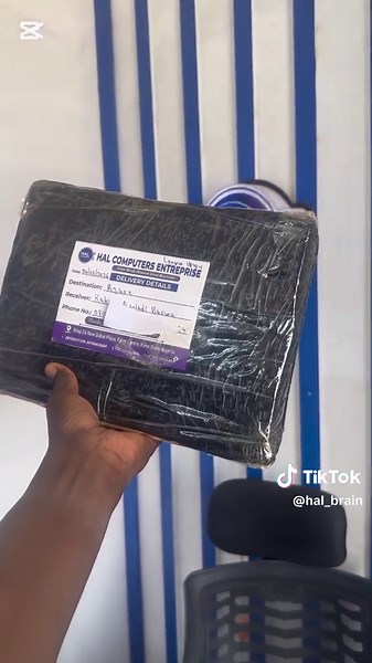 Yanda muke packaging kayanmu . . . Ka mallaki Computer a YAU, tun kafin a daina yi da kai a GOBE! ☎️ 2348126317345 📧 halcomputers25@gmail.com 📍 Shop C6 New Dubai Plaza, Opposite Total, Farm Centre, Kano. #halcomputers