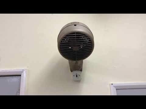 Turning on 2 GEC fan heaters to keep the hall warm + to show my collection that I brought with me