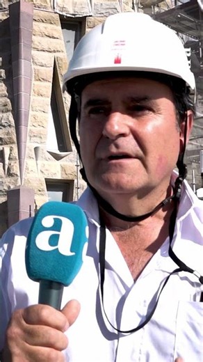 Com treballen els gruistes de la Sagrada Família?
