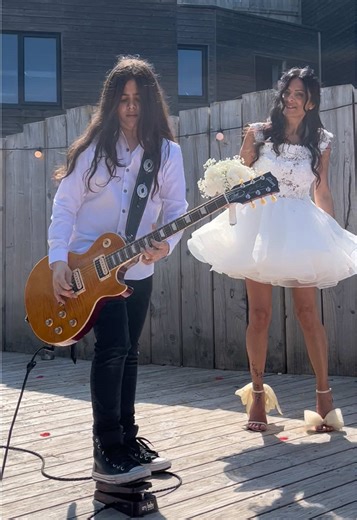 SWEET CHILD O MINE - GUNS N ROSES “WEDDING DAY SPECIAL“💍💍 #weddingvibes #sweetchildomine #Slash #gunsnroses #fyp
