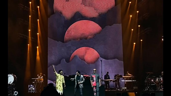 440K views · 10K reactions | When things got outta control  #Arrahman #liveconcert #faceoff #MalayalamRap #padakali #yodha #mohanlal #jagathysreekumar A.R.Rahman Benny Dayal | Haricharan | Facebook