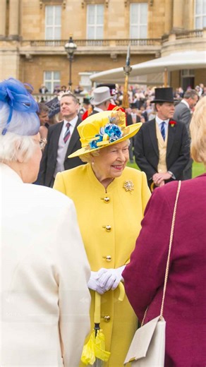 Have you ever been lucky enough to attend a garden party at Buckingham Palace? In a very special tour of the garden at Buckingham Palace, Alan Titchmarsh discovers what it takes to put on a party for 8,000 guests – and what they tuck into… Watch the full video now on our YouTube channel, or listen to the podcast by searching 'BBC Gardeners' World magazine podcast'. See the garden for yourself on a visit to Buckingham Palace – tickets for the State Rooms and the optional Garden Highlights Tour ca