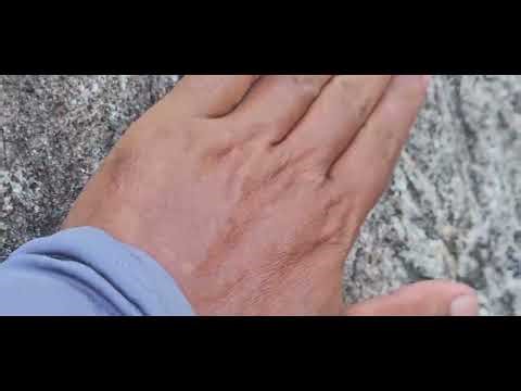 Alien secret door in Peruibe