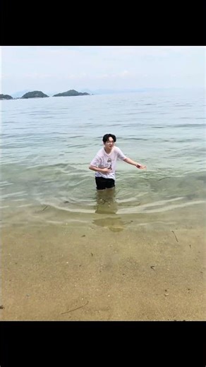 うちのベーシストが可愛すぎる #バンド #インディーズバンド #ロック #ベース #vlog #mv #秋山澪 #shorts