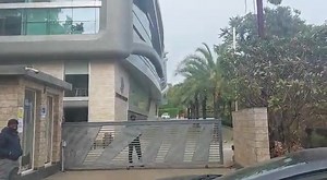 #Bhopal (Madhya Pradesh): A Central Investigation Bureau (CBI) team on Friday conducted raids at officials and residential premises of construction company Dilip Buildcon Limited (DBL) in Bhopal, sources said. The action came after the CBI caught an executive director rank official of the company, three days ago, while trying to give a bribe of Rs 20 lakh to an official of National Highway Authority of India (NHAI), sources added. The arrested official of the company is said to be brother of a s