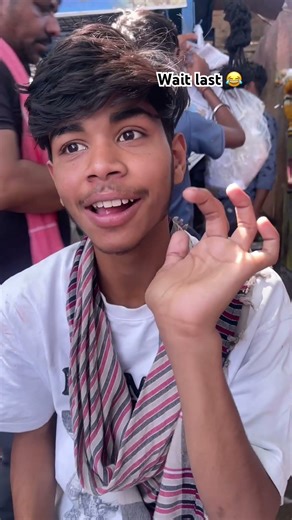 Subscribe and like 😂 #ytshortsvideo #shortsfeed #comedy #funny #funnyshorts #viralfunnyvideo