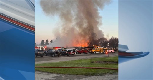 Fire burns the clubhouse at Lakewood Shores Resort in Oscoda