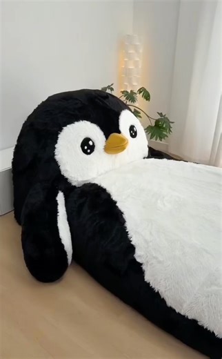 The Cutest Penguin Bed🐧✨#diy #diycrafts#creative#cute#homediy#handmade#adorable#cozy#penguin#art