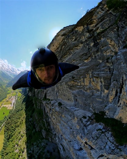 20 reactions | Mid-flight shower for #GoProFamily member Chris Finck 識This wing wash earned him $1,000 after submitting the #GoProMAX footage to GoPro.com/Awards. | GoPro | Facebook