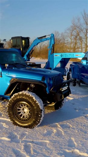 Own Boss Supply Co on Instagram: "Everything you see could be YOURS. 👀🔥 All you have to do is head to OWNBOSSSUPPLYCO.COM and lock in your entries! 👊🏼💥"