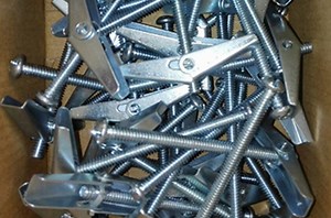 [Hot Item] Heavy Duty Metal Steel Butterfly Anchor Toggle Bolt