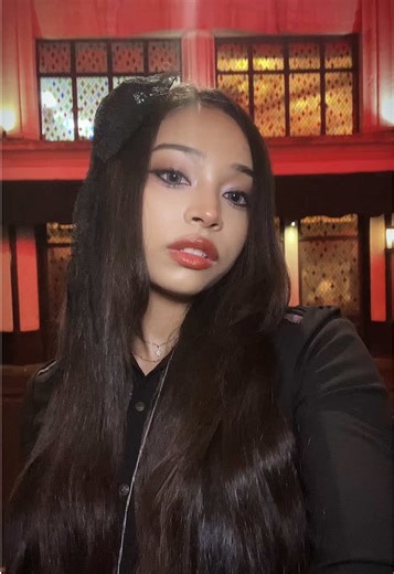 Choosing the Right Dark Lipstick for Gothic Fashion