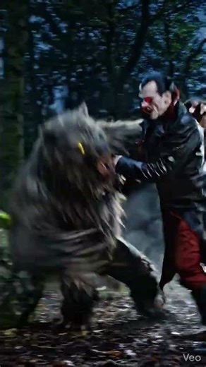 VAMPIRE vs WEREWOLF: The Brutal Fight to the Death! 🧛‍♂️🐺🔥
