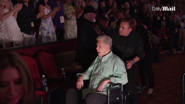 Beach Boys Brian WIlson looks frail in last public appearance