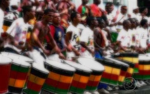 Samba-reggae resiste e se renova, 20 anos depois