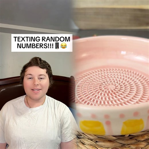 Texting Random Numbers!📱😂 TAYLOR SWIFT!!!👸🏼 #shorts
