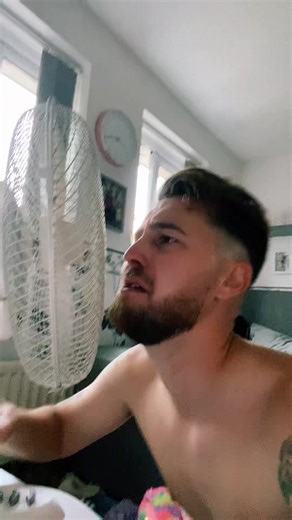 tylertoosmall (@tylertoosmall)’s videos with